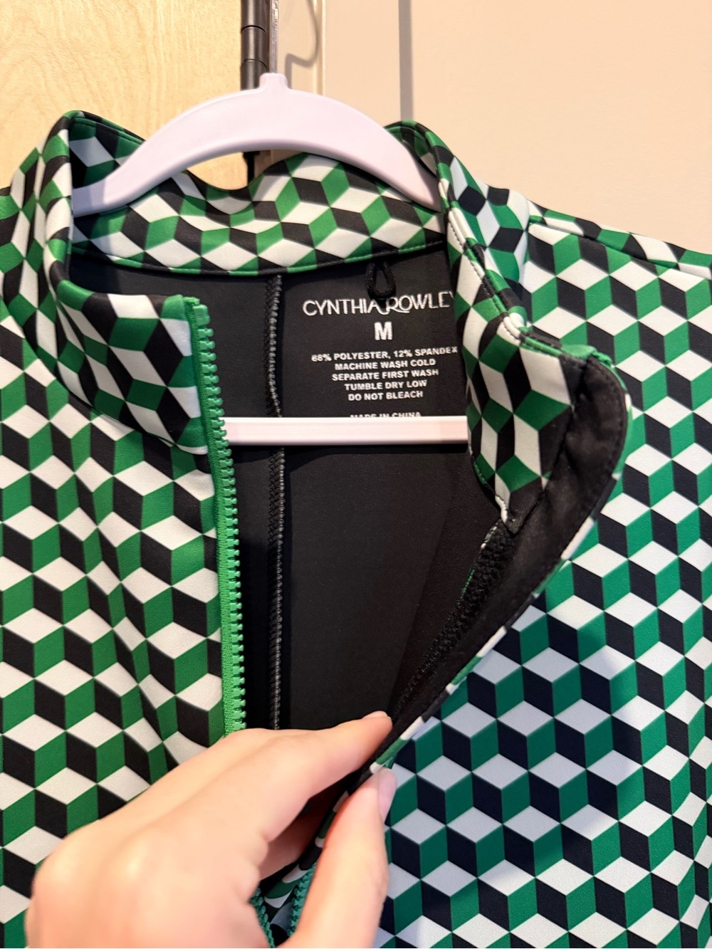 Cynthia Rowley Bonded Ski Jumpsuit in Green Print, Size M - Picture 6 of 11